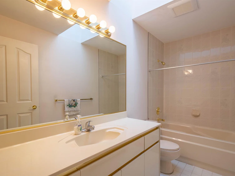 3797 Parker Street, Burnaby, BC, V5C 3B3 - 19