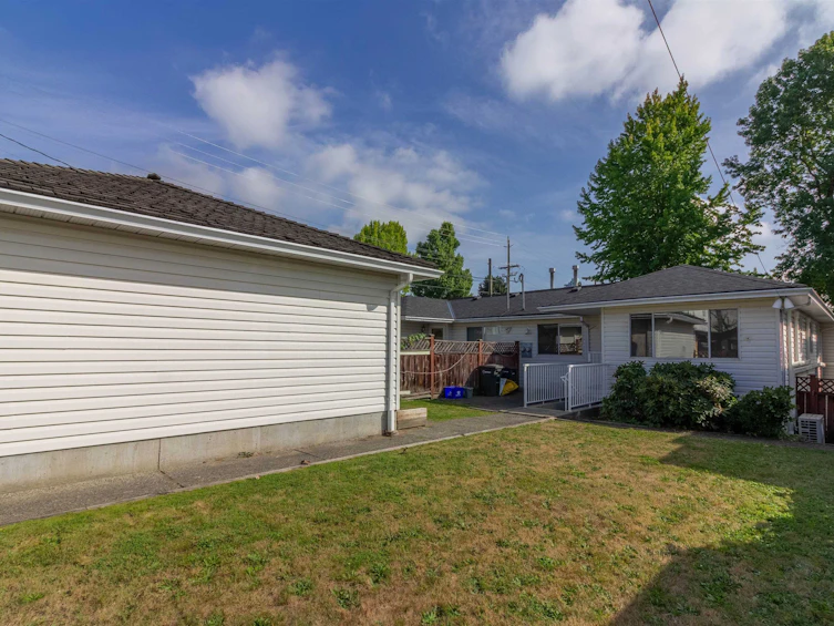 3797 Parker Street, Burnaby, BC, V5C 3B3 - 26