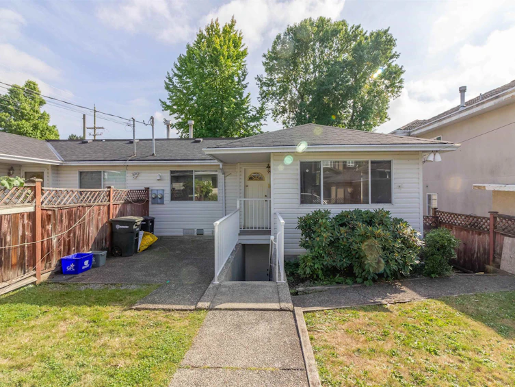 3797 Parker Street, Burnaby, BC, V5C 3B3 - 27