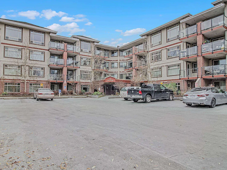 436-436 2233 Mckenzie Road, Abbotsford, BC, V2S 4A1 - 2