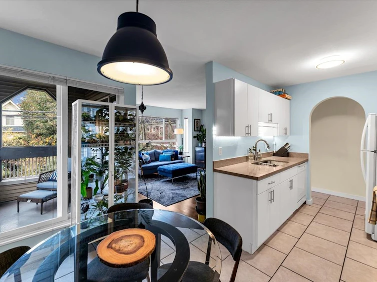 208-1641 Woodland Drive, Vancouver, BC, V5L 3S9 - 12