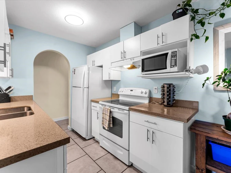 208-1641 Woodland Drive, Vancouver, BC, V5L 3S9 - 15