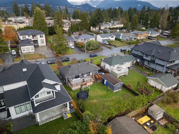 1950 Regan Avenue, Coquitlam, BC, V3J 3C2 - 39