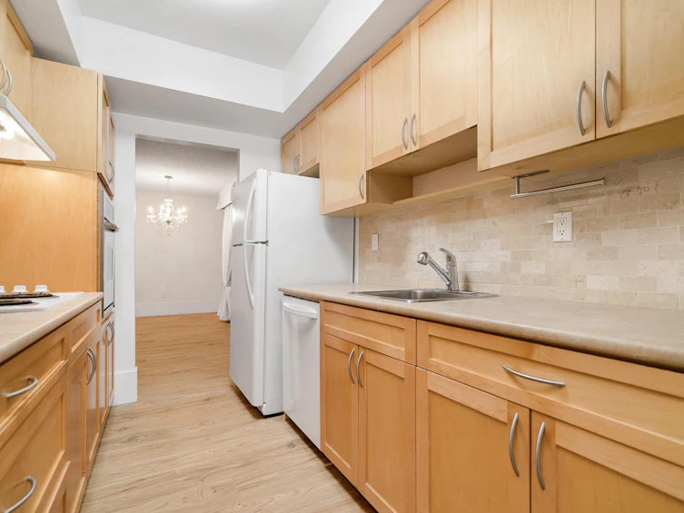 305-1319 Martin Street, Surrey, BC, V4B 3W6 - 6