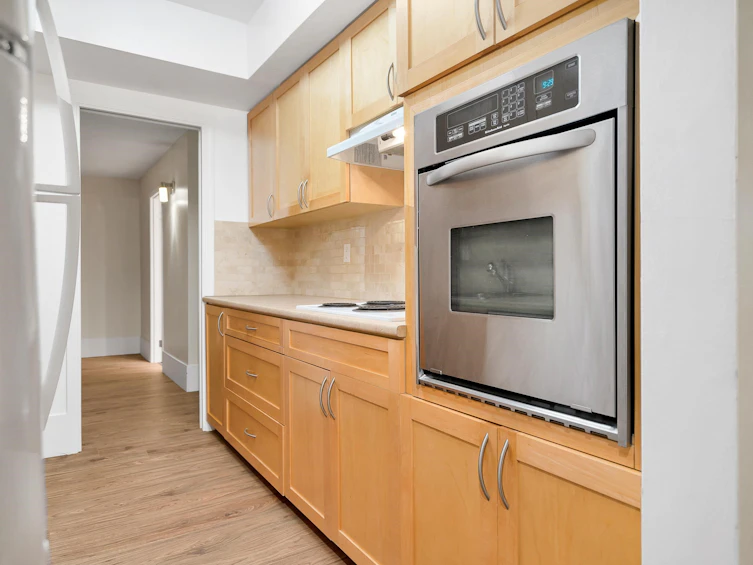 305-1319 Martin Street, Surrey, BC, V4B 3W6 - 7