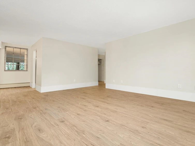 305-1319 Martin Street, Surrey, BC, V4B 3W6 - 11