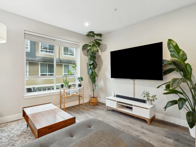51-430 Duncan Street, New Westminster, BC, V3M 0M2 - 4