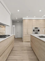 604 680 Quayside Drive