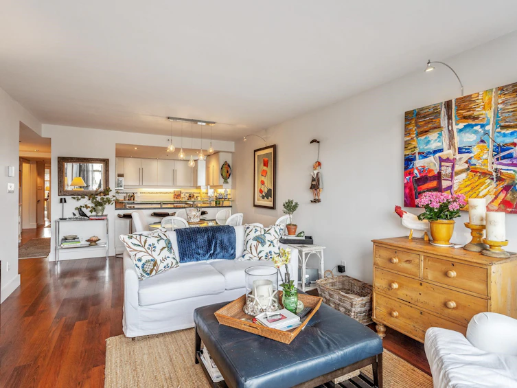 541-1515 W 2nd Avenue, Vancouver, BC, V6J 5C5 - 4