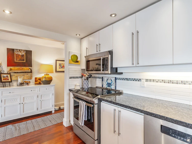 541-1515 W 2nd Avenue, Vancouver, BC, V6J 5C5 - 7