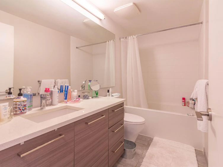 118-9050 Highland Court, Burnaby, BC, V5A 0E3 - 17