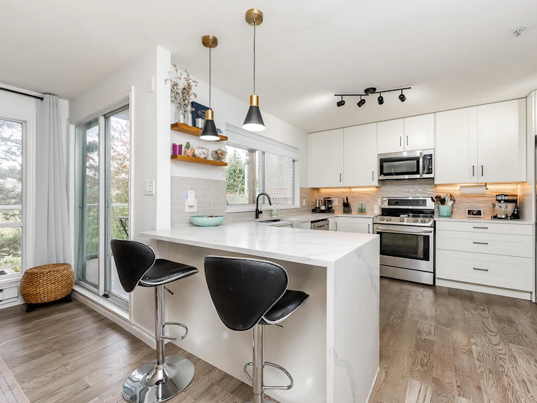 1119 O'flaherty Gate, Port Coquitlam, BC, V3C 6H2 - 2
