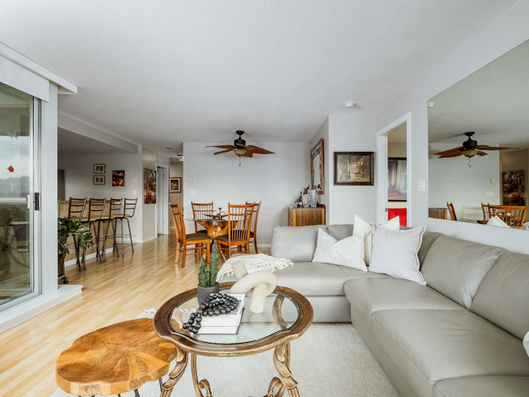 1003-235 Guildford Way, Port Moody, BC, V3H 5L8 - 5