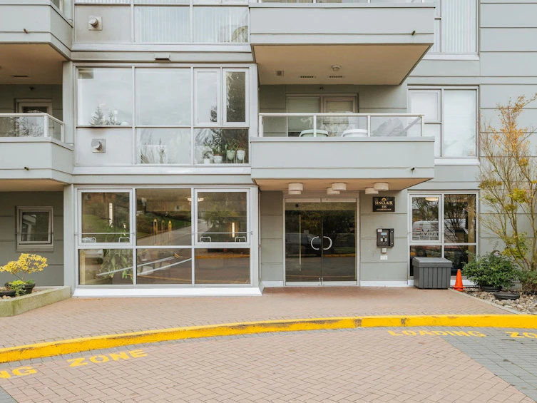 1003-235 Guildford Way, Port Moody, BC, V3H 5L8 - 31