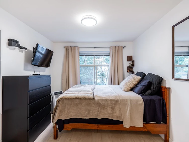 207-13555 Gateway Drive, Surrey, BC, V3T 0B5 - 20