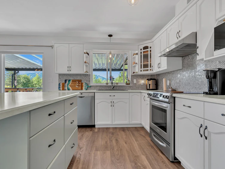 34085 York Avenue, Mission, BC, V2V 6Y5 - 9