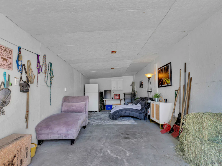 34085 York Avenue, Mission, BC, V2V 6Y5 - 34