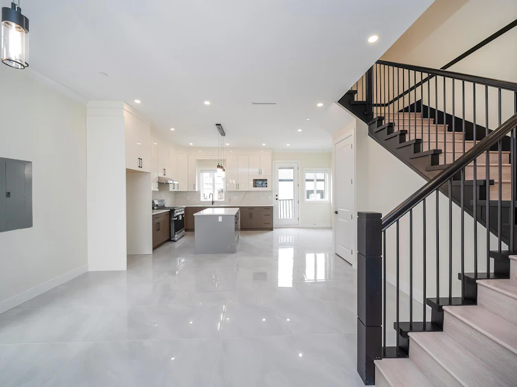 5529 Slocan Street, Vancouver, BC, V5R 2A9 - 6