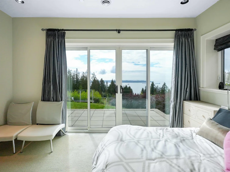 2556 Marr Creek Court, West Vancouver, BC, V7S 0A3 - 23