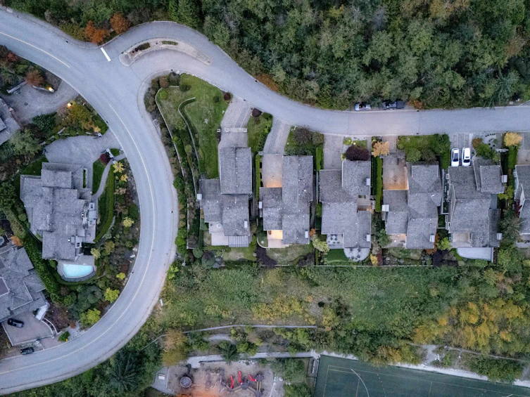 2556 Marr Creek Court, West Vancouver, BC, V7S 0A3 - 26