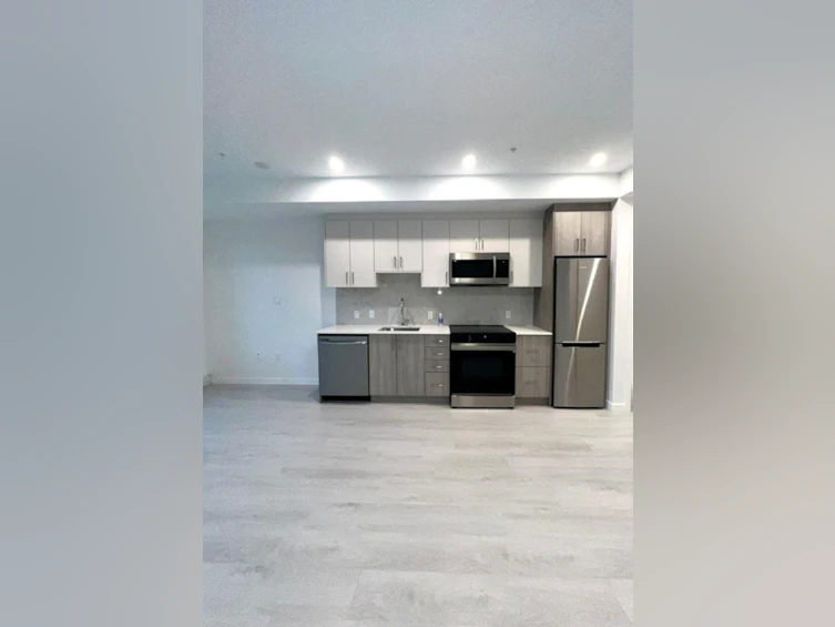 307-13858 108 Avenue, Surrey, BC, V3T 0T8 - 14