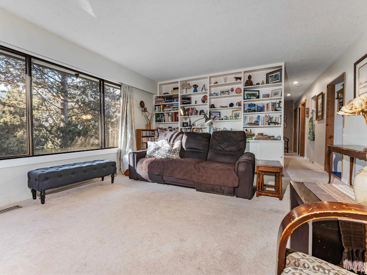 2035 Spruce Drive, Squamish, BC, V8B 0W8 - 6