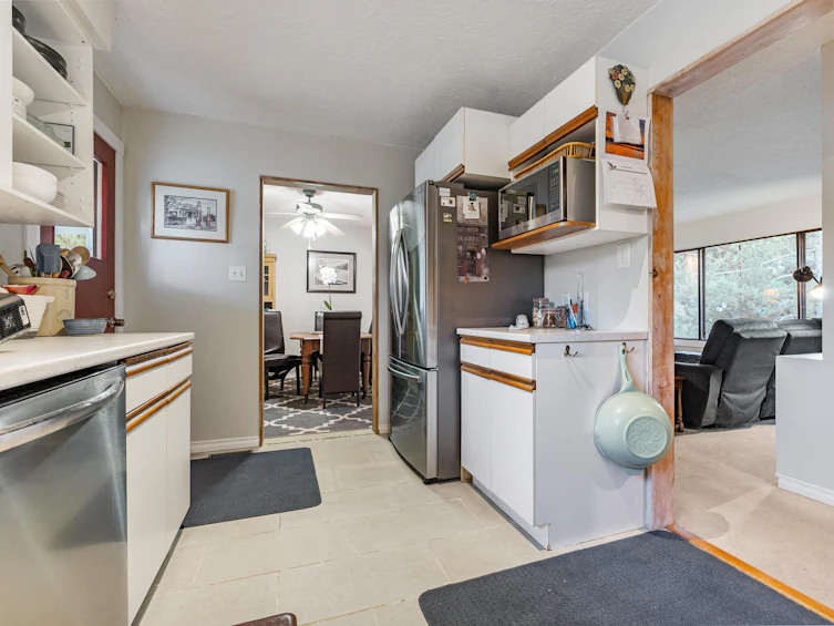 2035 Spruce Drive, Squamish, BC, V8B 0W8 - 13