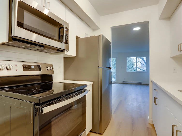 302-1251 W 71st Avenue, Vancouver, BC, V6P 3A9 - 3