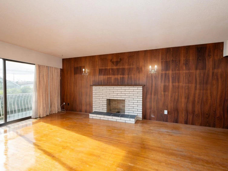2061 E 41st Avenue, Vancouver, BC, V5P 1L3 - 4