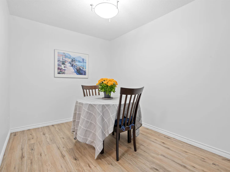 309-2425 Church Street, Abbotsford, BC, V2T 3J8 - 6