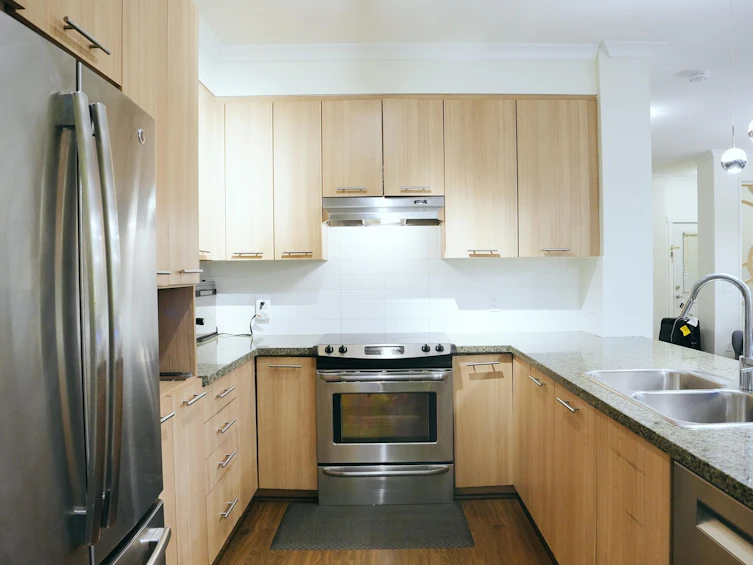 83-1305 Soball Street, Coquitlam, BC, V3E 0E8 - 8