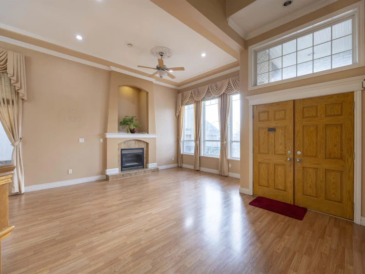 13305 87b Avenue, Surrey, BC, V3W 6B9 - 3