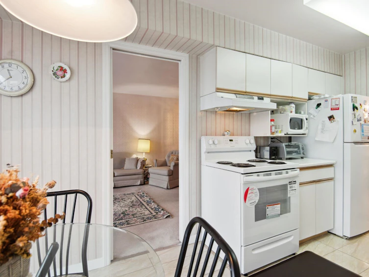 205-7700 Gilbert Road, Richmond, BC, V7C 3W2 - 11