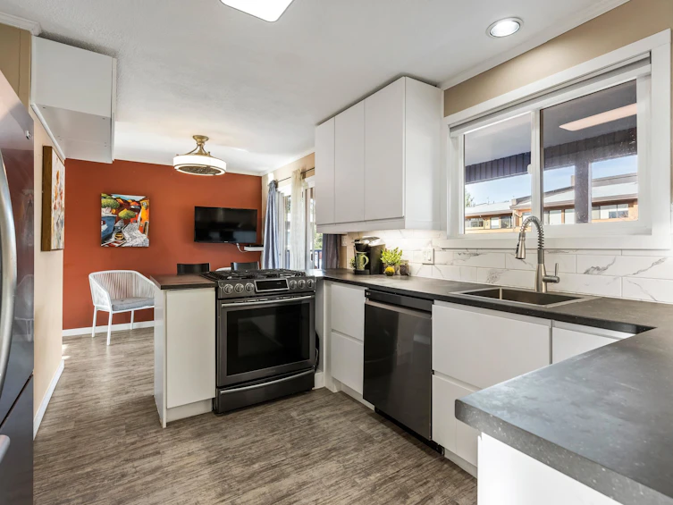 46195 Larch Avenue, Chilliwack, BC, V2P 1E7 - 13