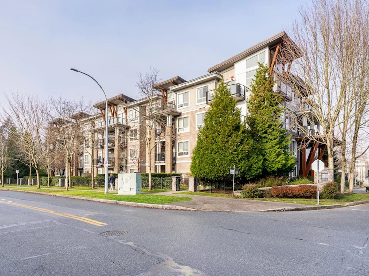 427-6628 120 Street, Surrey, BC, V3W 1T7 - 2