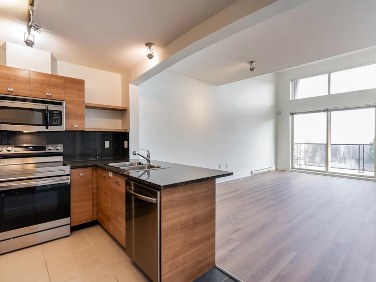 427-6628 120 Street, Surrey, BC, V3W 1T7 - 5