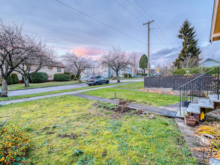 620 Slocan Street, Vancouver, BC, V5K 3X7 - 32