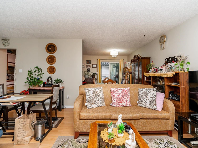 15005 86 Avenue, Surrey, BC, V3S 4T8 - 4