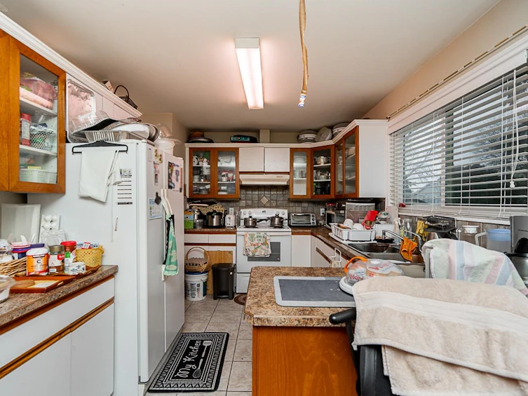 15005 86 Avenue, Surrey, BC, V3S 4T8 - 6
