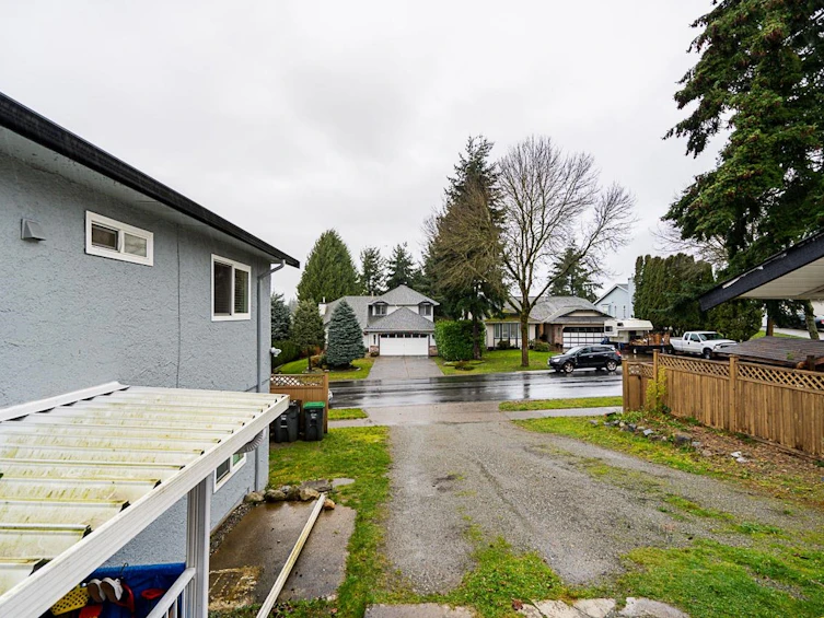 15005 86 Avenue, Surrey, BC, V3S 4T8 - 14