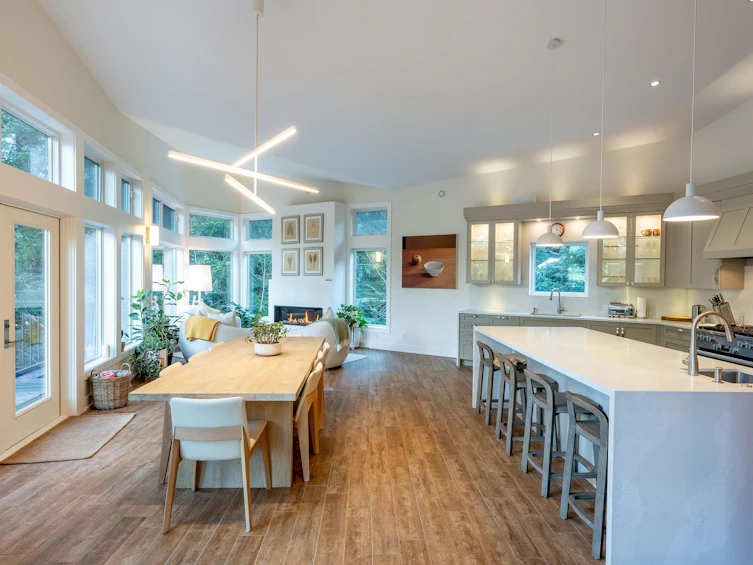 1545 Tynebridge Court, Whistler, BC, V8E 0A3 - 3