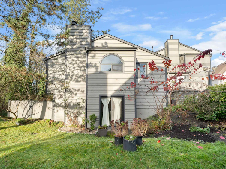 8574 Woodgrove Place, Burnaby, BC, V5A 4B1 - 28