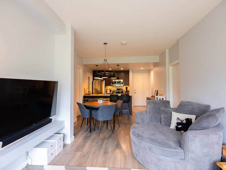 406-2238 Whatcom Road, Abbotsford, BC, V3G 0E6 - 10