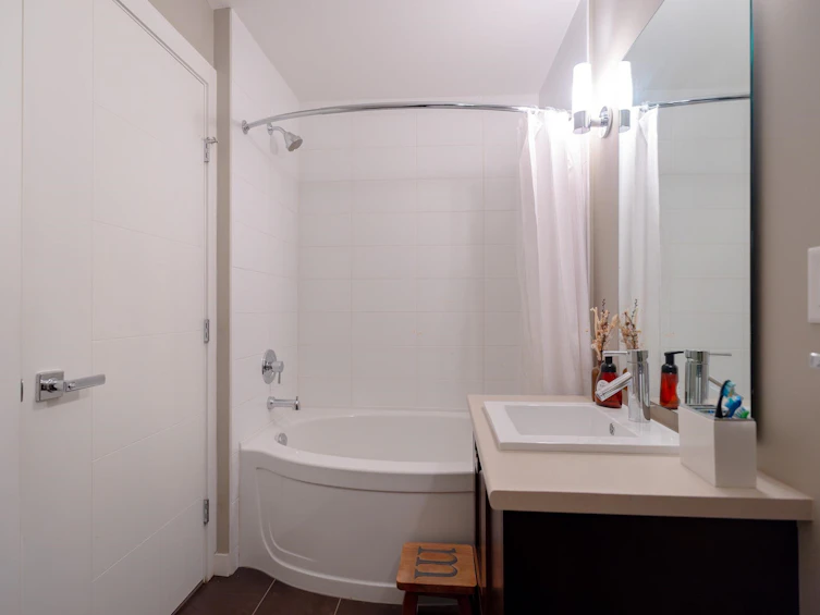 406-2238 Whatcom Road, Abbotsford, BC, V3G 0E6 - 17
