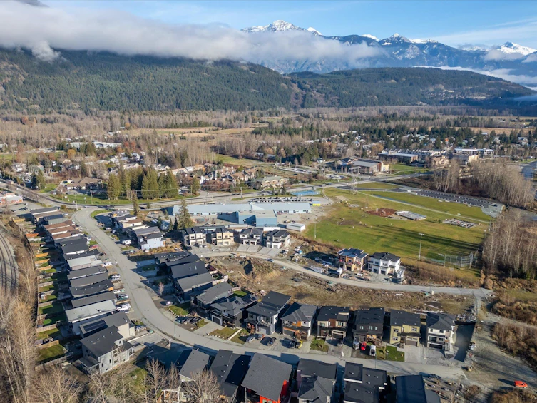 1014 Phare Crescent, Pemberton, BC, V0N 2L1 - 12