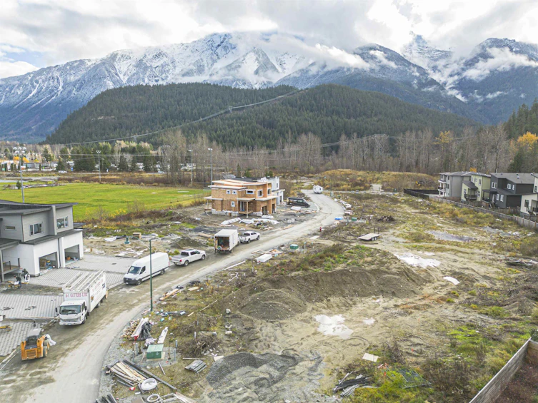 1014 Phare Crescent, Pemberton, BC, V0N 2L1 - 19