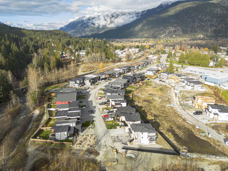 1016 Phare Crescent, Pemberton, BC, V0N 2L1 - 16