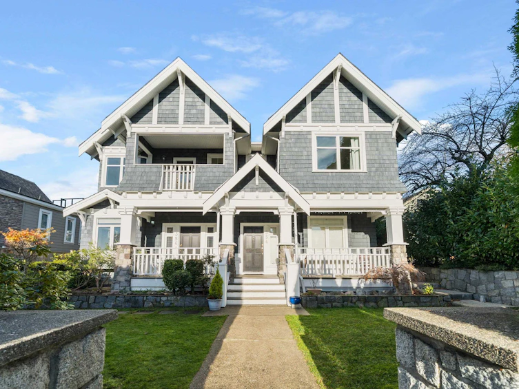 356 W Keith Road, North Vancouver, BC, V7M 1M1