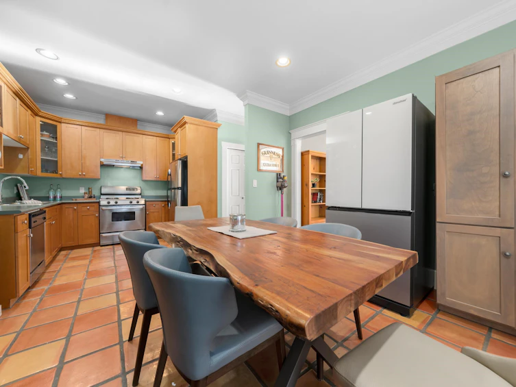 356 W Keith Road, North Vancouver, BC, V7M 1M1 - 16