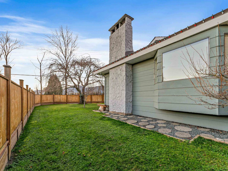 8746 Ashwell Road, Chilliwack, BC, V2P 6W1 - 32